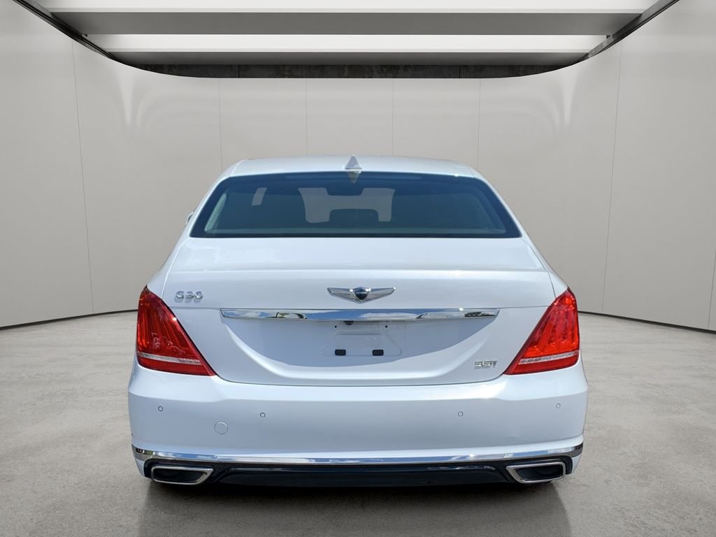 Used 2019 Casablanca White Genesis 3.3T Premium image 4