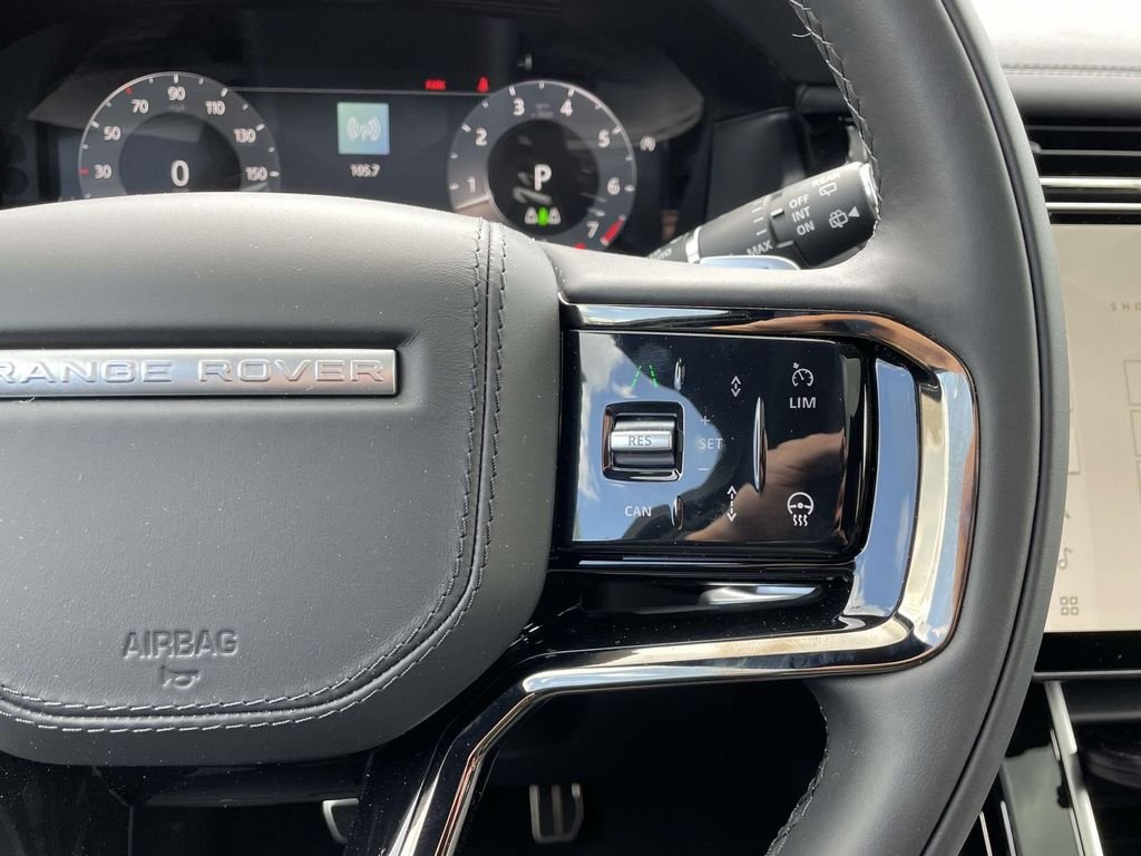 New 2026 Batumi Gold Land Rover Dynamic SE image 36