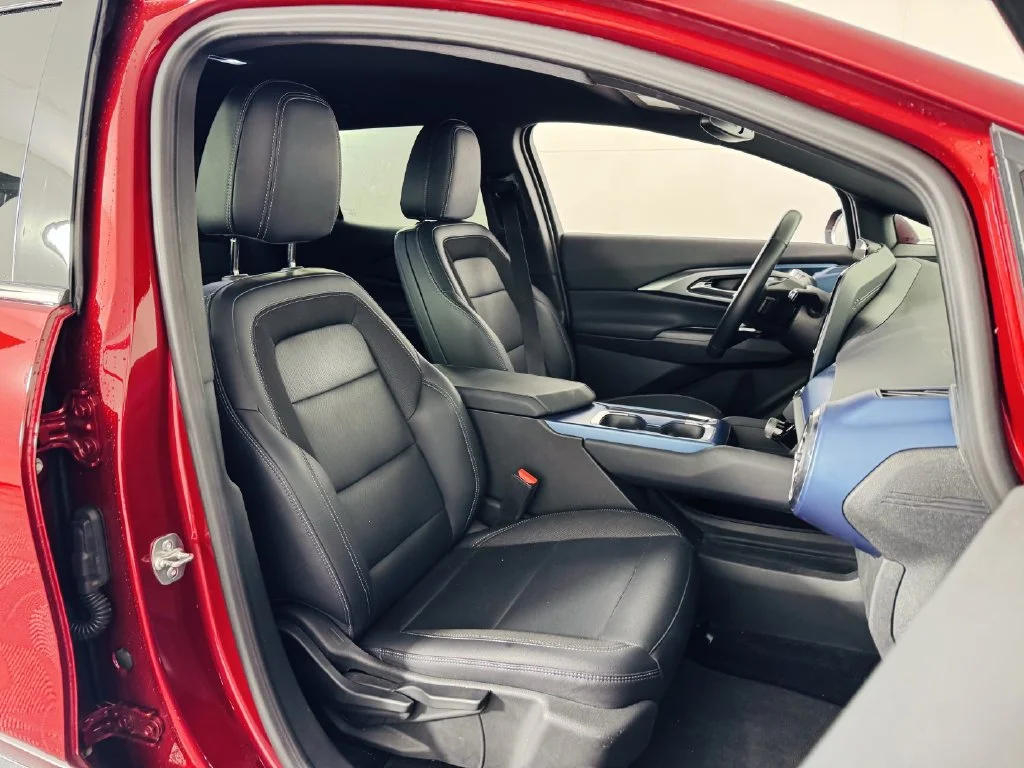 Used 2024 Red Chevrolet LT image 29