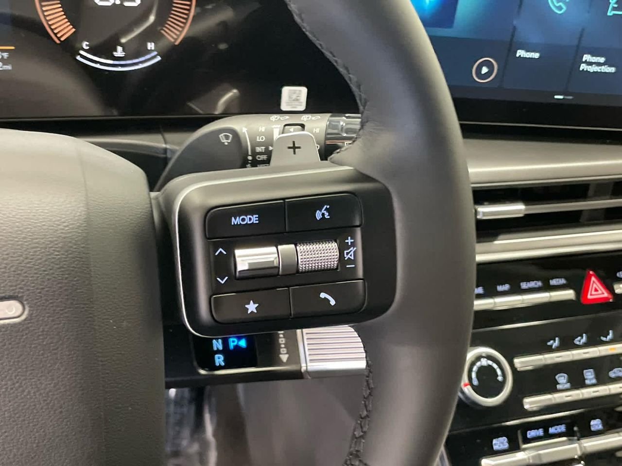 New 2026 Ecotronic Gray Hyundai SE FWD image 27