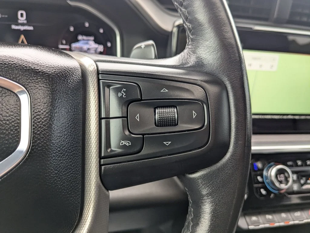 Used 2023 Onyx Black GMC Denali image 24