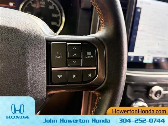 Used 2023  Ford Tremor image 18