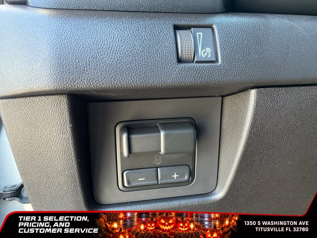 New 2026 Sterling Metallic GMC Elevation image 22