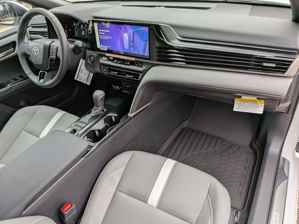 New 2026 Ice Cap Toyota SE image 32