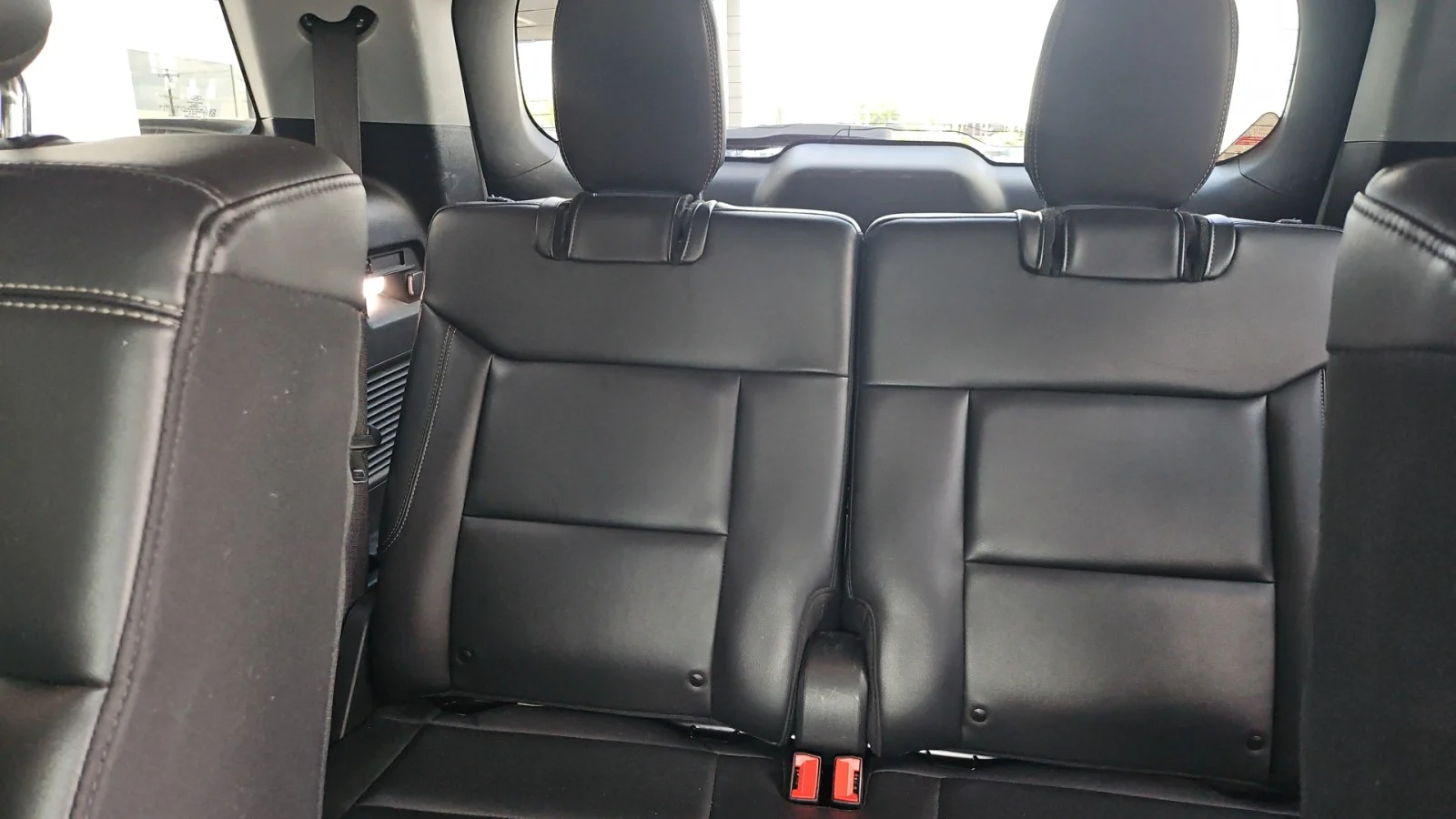 Used 2023 White Ford XLT image 16