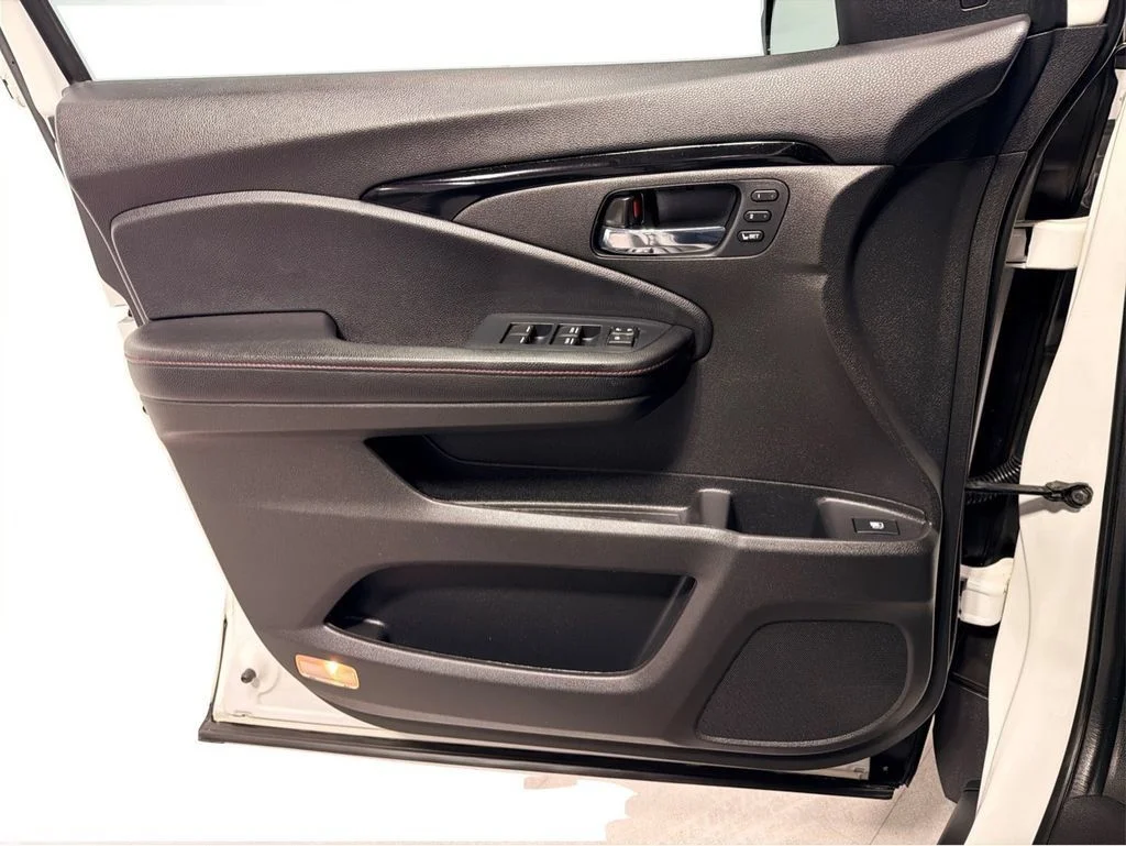 Used 2023 White Honda Black Edition image 20
