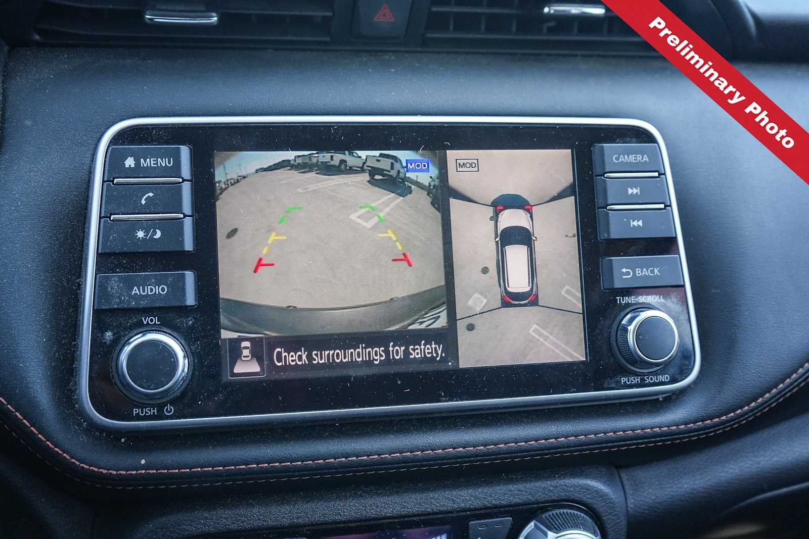 Used 2020 Gun Metallic/Monarch Orange Nissan SR image 19