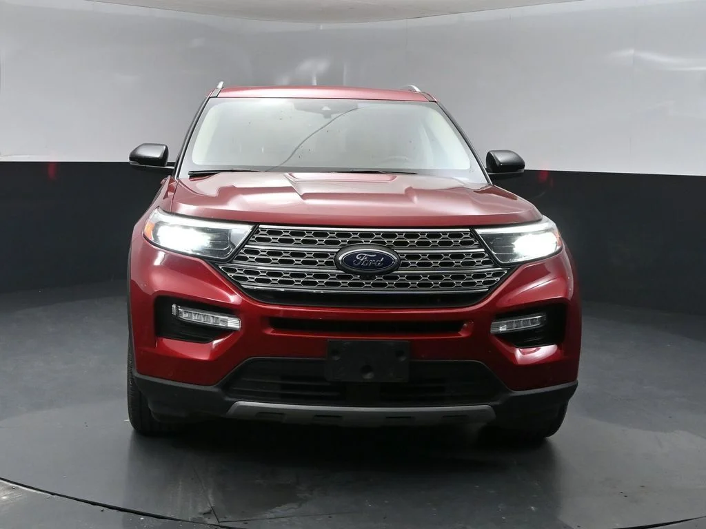 Used 2022 Red Ford Limited image 6