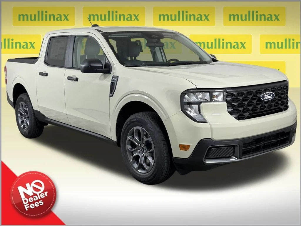 New 2025 Beige Ford XLT image 1
