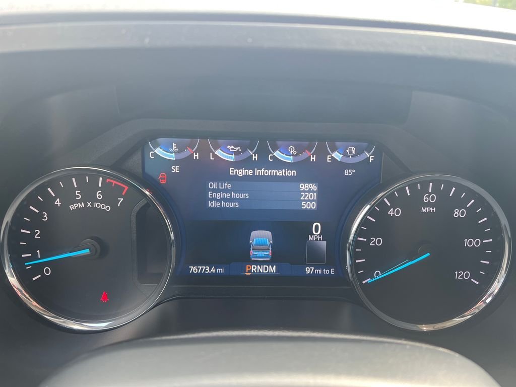 Used 2022 Silver Metallic Ford Limited image 17
