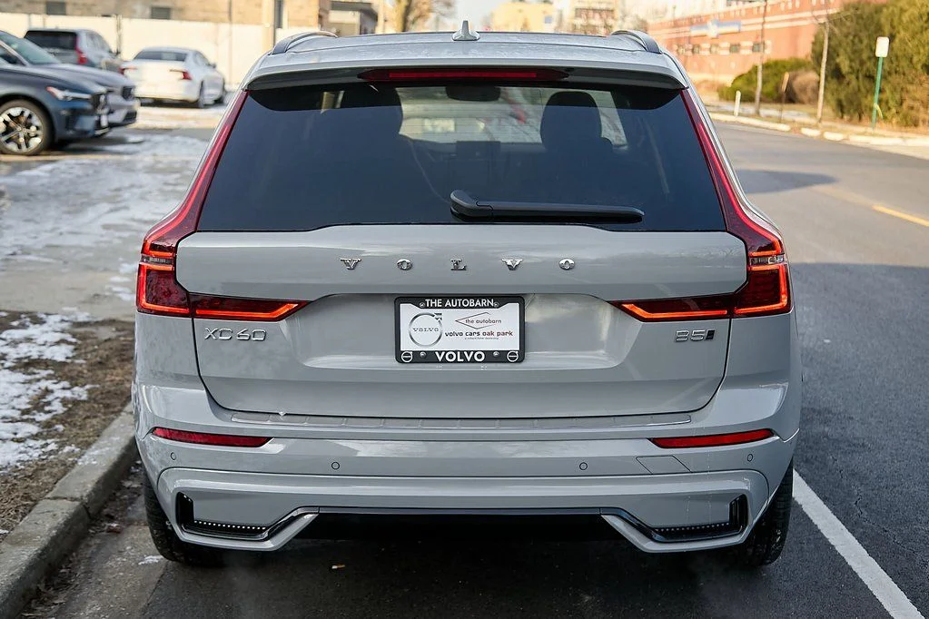 New 2026 Vapour Grey Volvo Ultra image 9