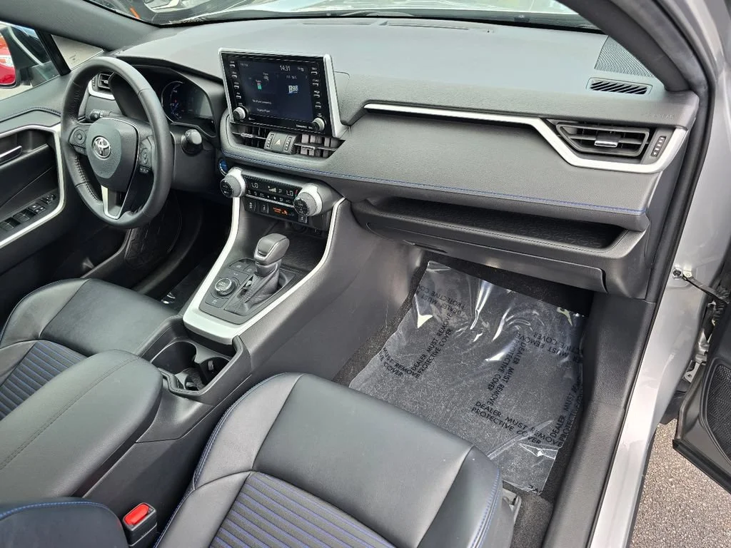 2021 Toyota RAV4 XSE - Photo 30