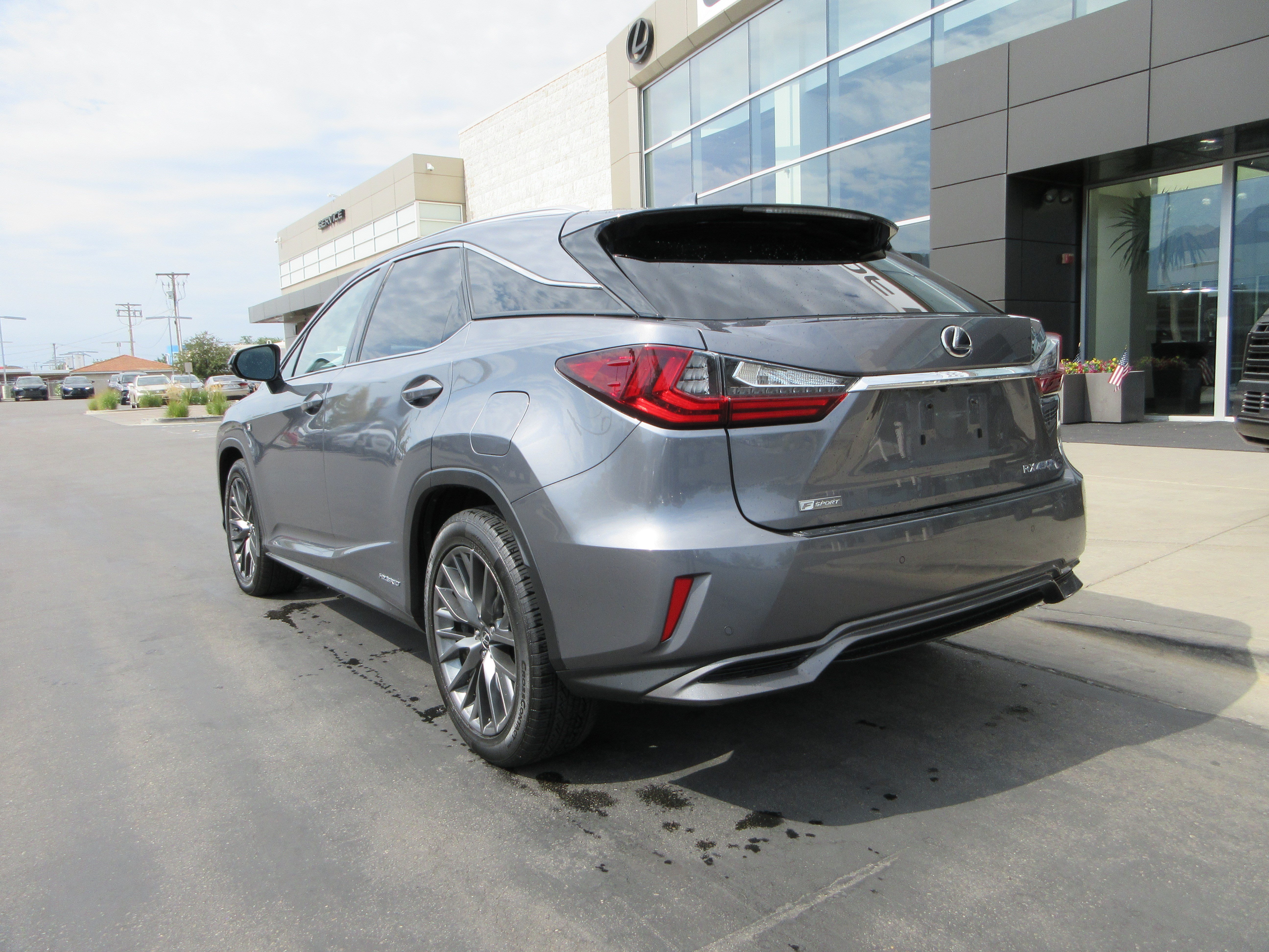 Used 2019 Nebula Gray Pearl Lexus 450h F Sport image 7