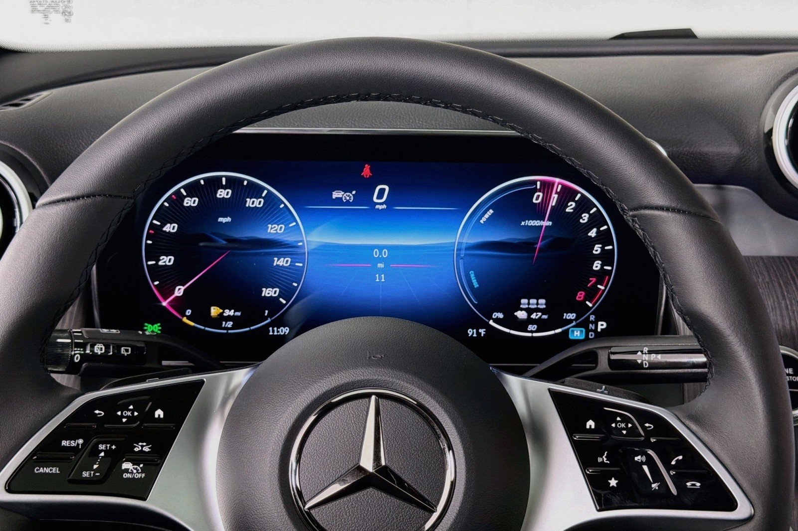 New 2027 Polar White Mercedes-Benz GLC 350e 4MATIC® SUV image 18
