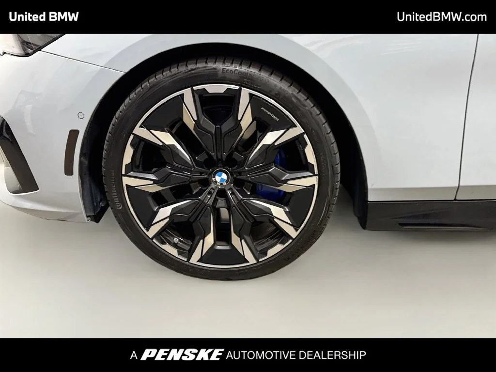 Used 2024 Brooklyn Grey Metallic BMW 540i xDrive image 9