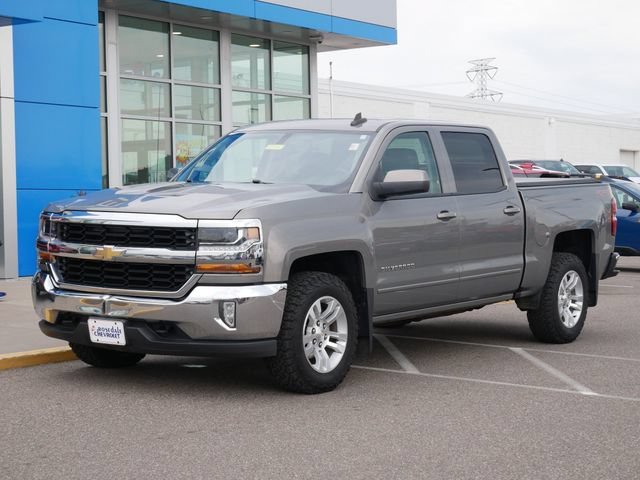 Used 2017 Chevrolet Silverado 1500 LT with VIN 3GCUKREC1HG203277 for sale in Roseville, Minnesota