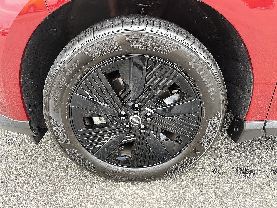 Used 2025 Scarlet Ember Tintcoat Nissan SV image 8