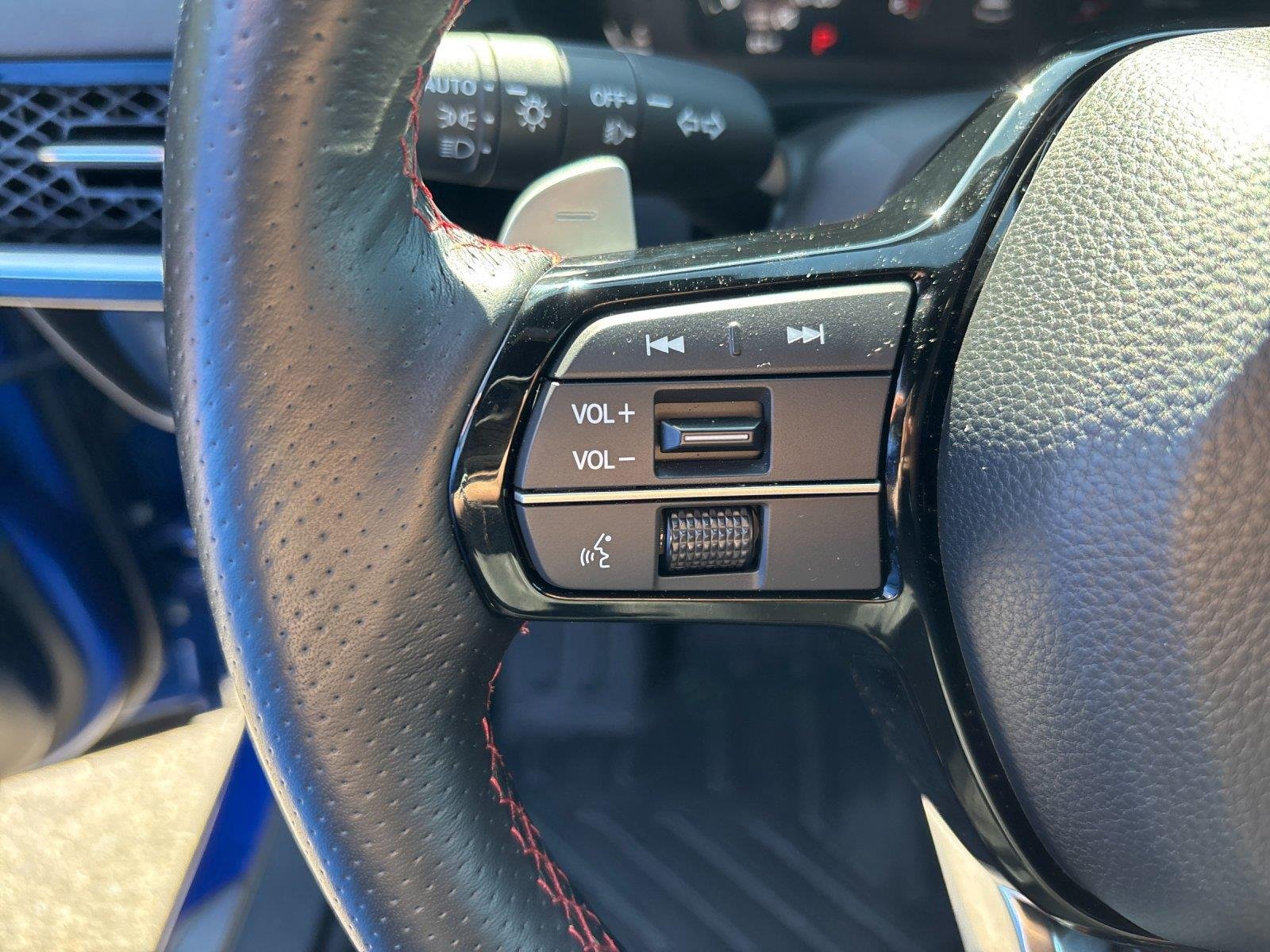 Used 2025 Adriatic Blue Sea Metallic Acura w/A-Spec Advance Package image 19