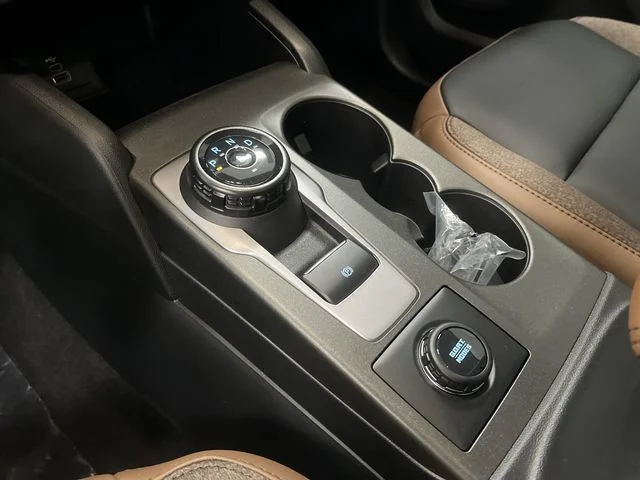 New 2026 Space White Metallic Ford Outer Banks image 19