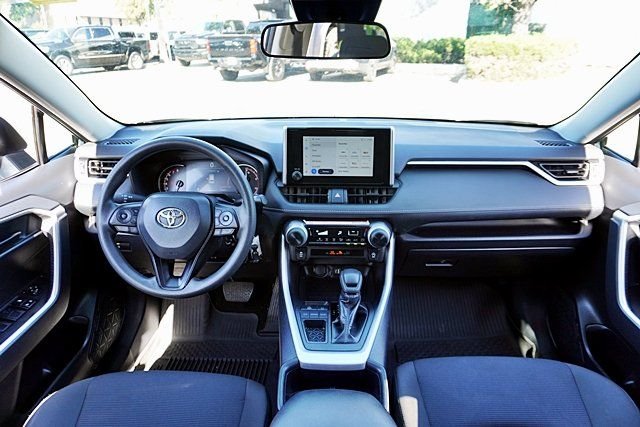 Used 2025 Silver Toyota LE image 17