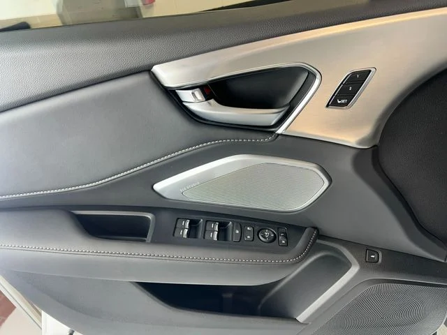 New 2026 Platinum White Pearl Acura Technology Package image 16
