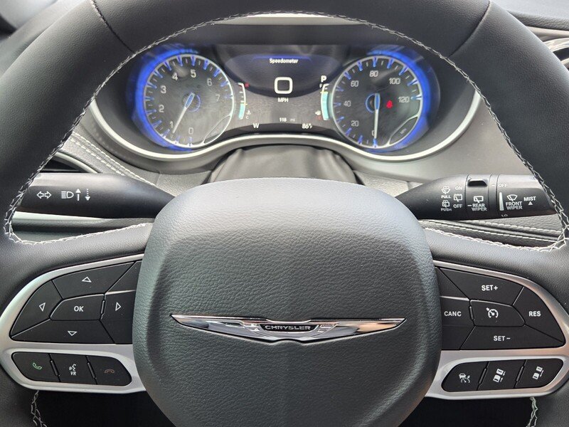 2026 Chrysler Pacifica Select - Photo 23
