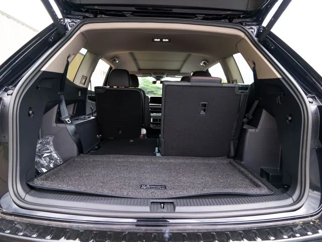 New 2026 Black Volkswagen 2.0T Peak Edition image 34