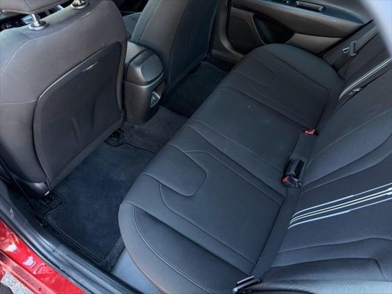 Used 2025 Ultimate Red Hyundai SEL Sport image 17