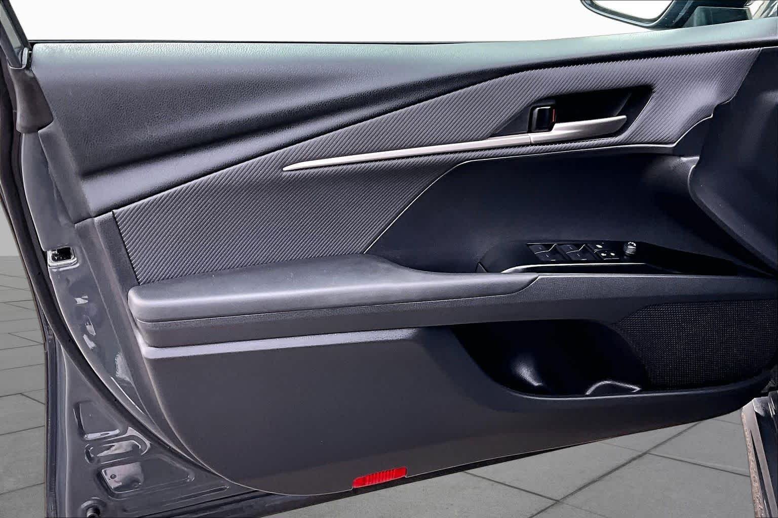 Used 2026 Underground Toyota SE image 20