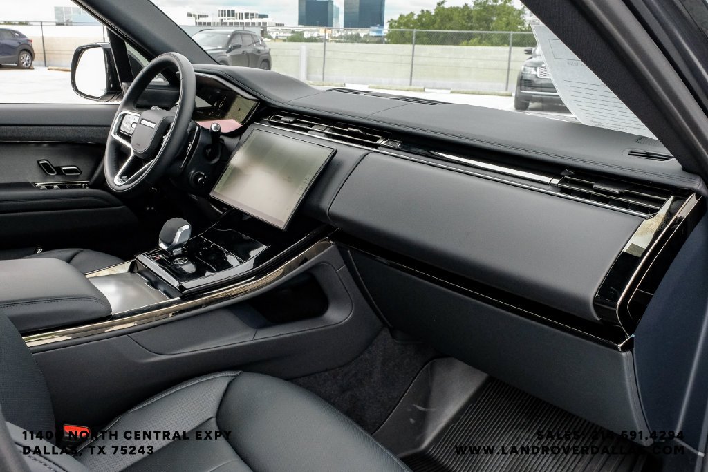 New 2026 Carpathian Gray Land Rover SE image 16