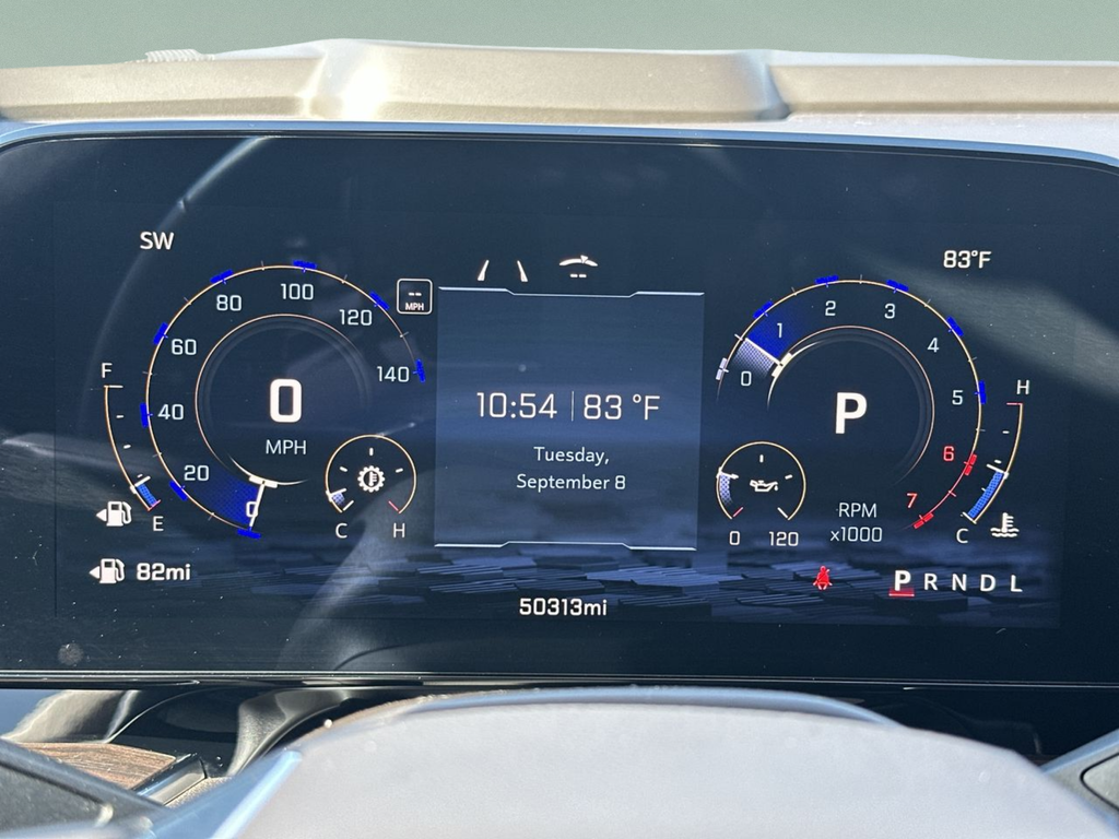 Used 2025 Gray Chevrolet LT image 31