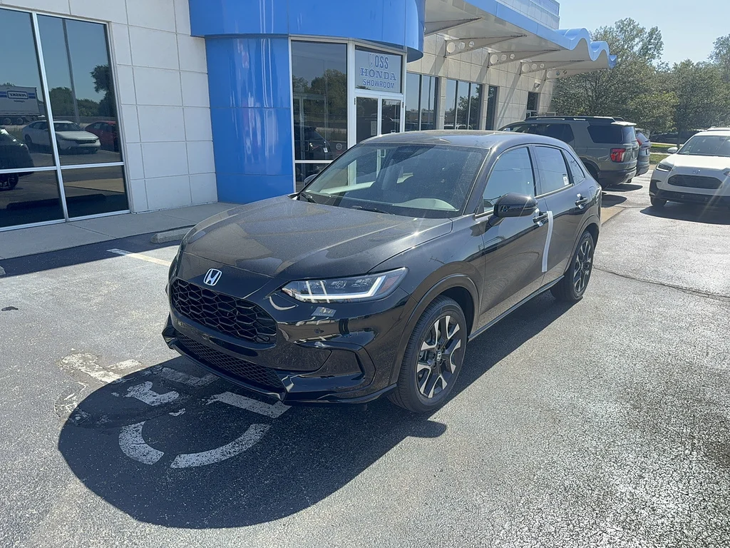 2027 Honda HR-V EX-L, photo 4 of 12