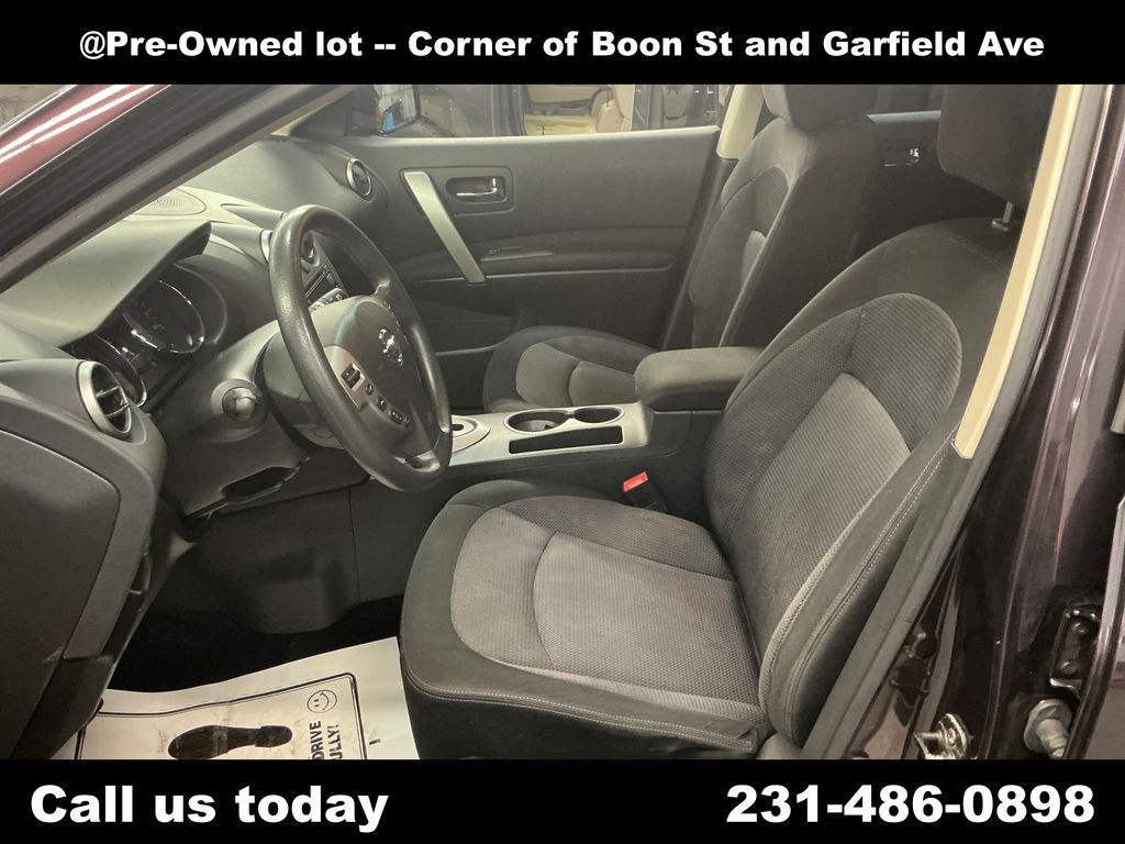 Used 2011 Black Nissan SV image 14