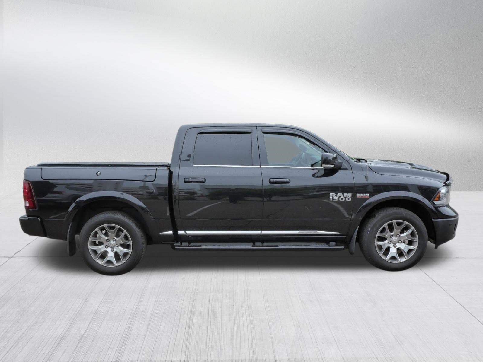 Used 2018 Brilliant Black Crystal Pearlcoat Ram Limited image 8