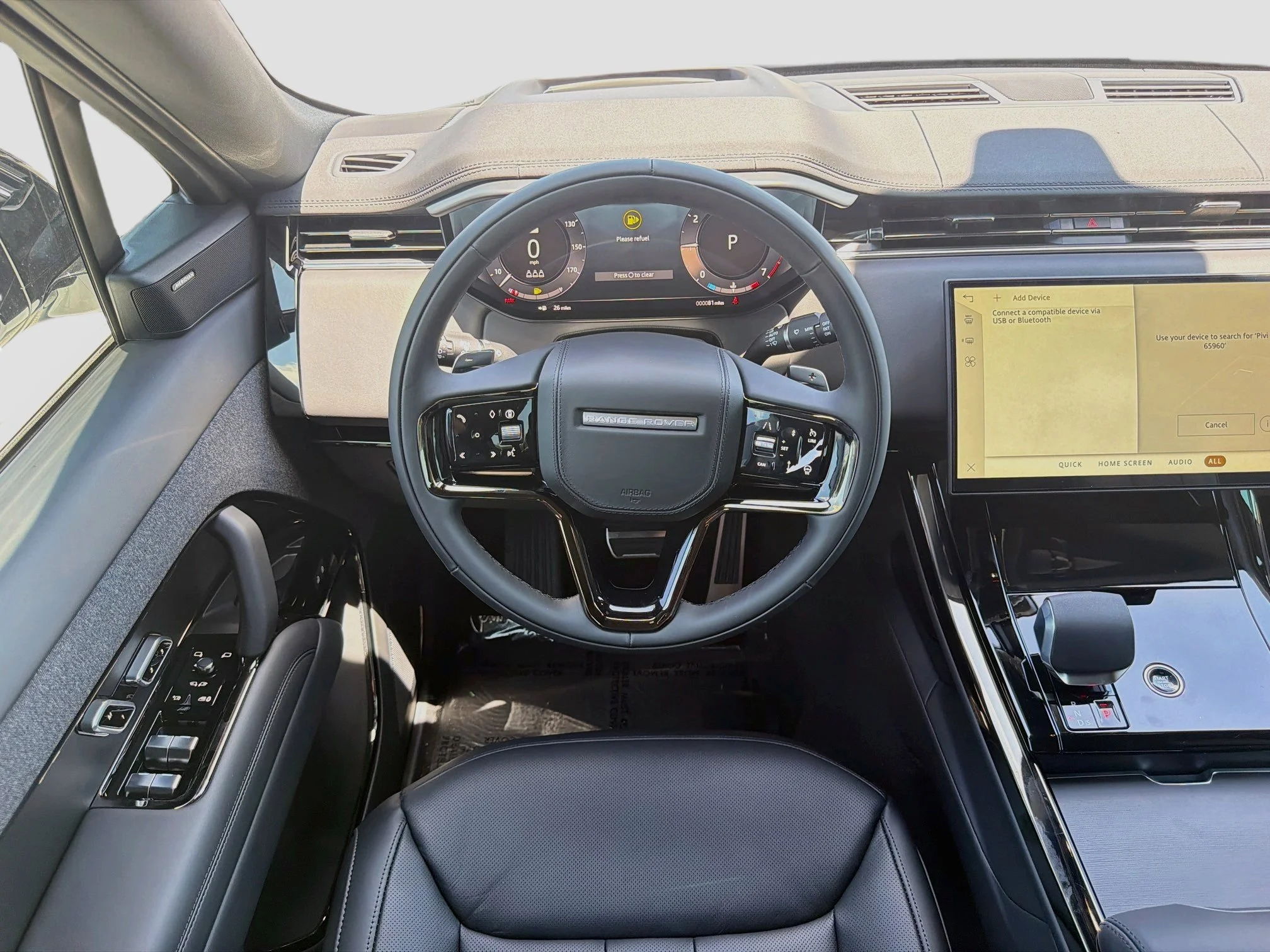 New 2026 Fuji White Land Rover Dynamic SE image 18