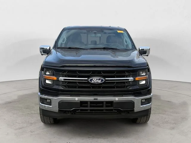 Certified Used 2025 Agate Black Metallic Ford XLT image 2