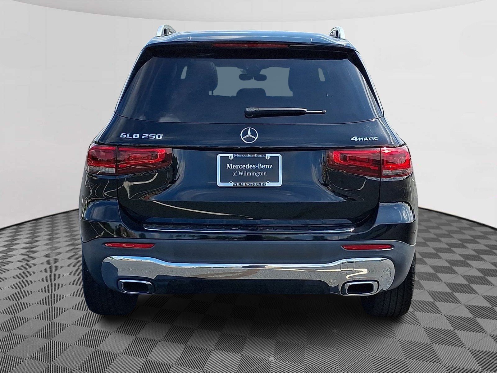 Certified Used 2021 Night Black - 696 Mercedes-Benz 4MATIC® image 5