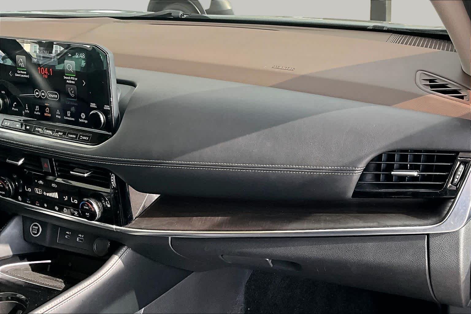 Used 2023 Boulder Gray Pearl Nissan Platinum image 19