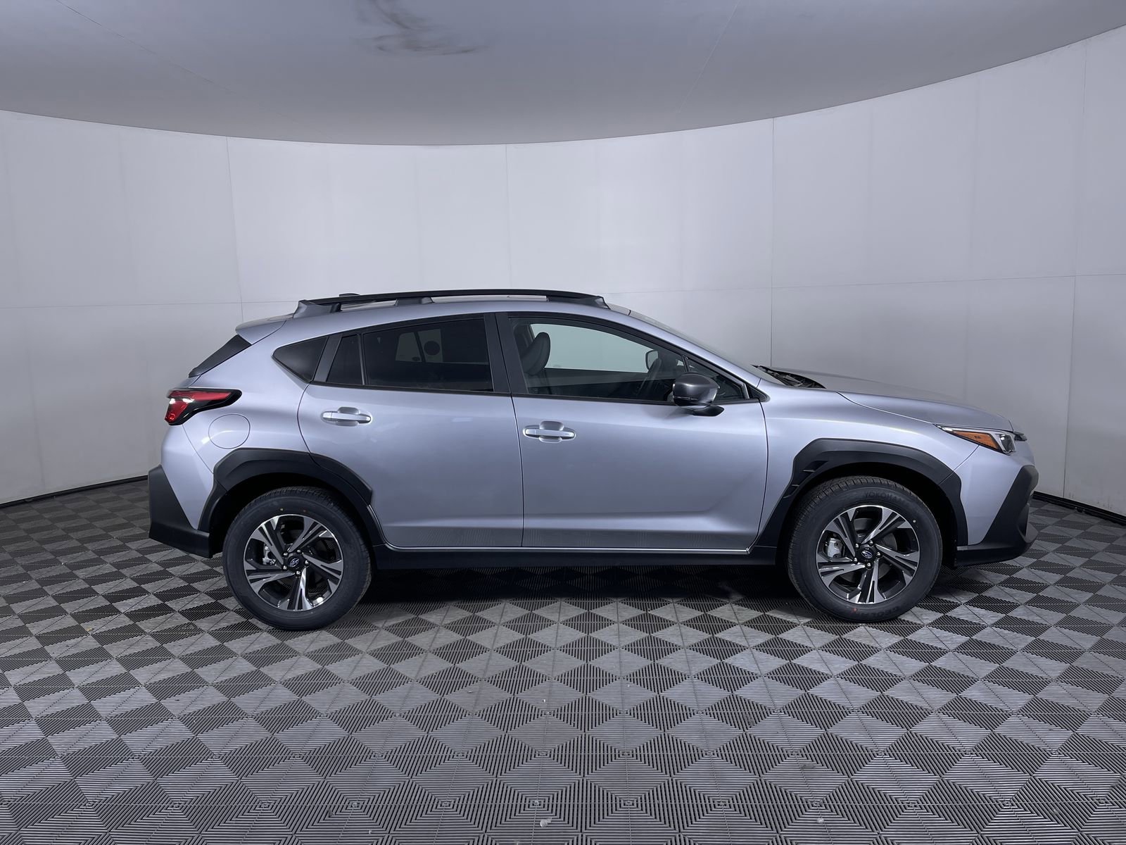 Used 2026 Ice Silver Metallic Subaru Premium image 10