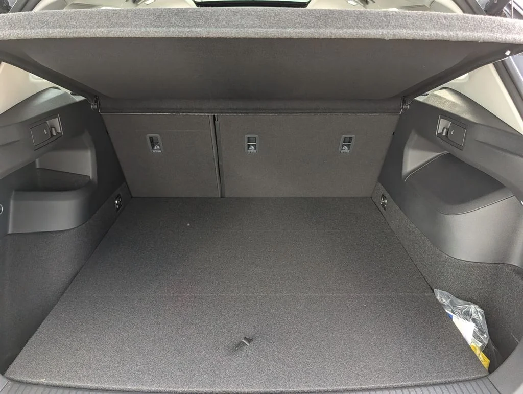 New 2026 Gray Volkswagen 2.0T SE image 15