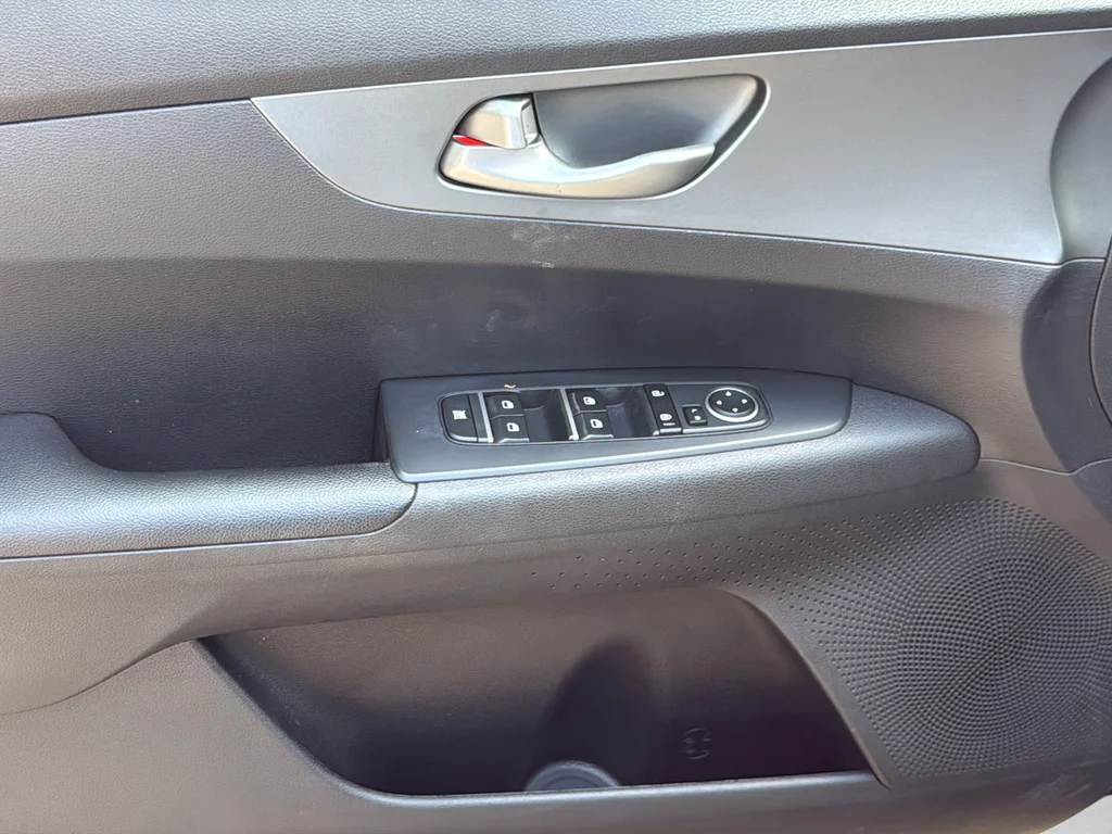 Certified Used 2021 Black Kia FE image 29