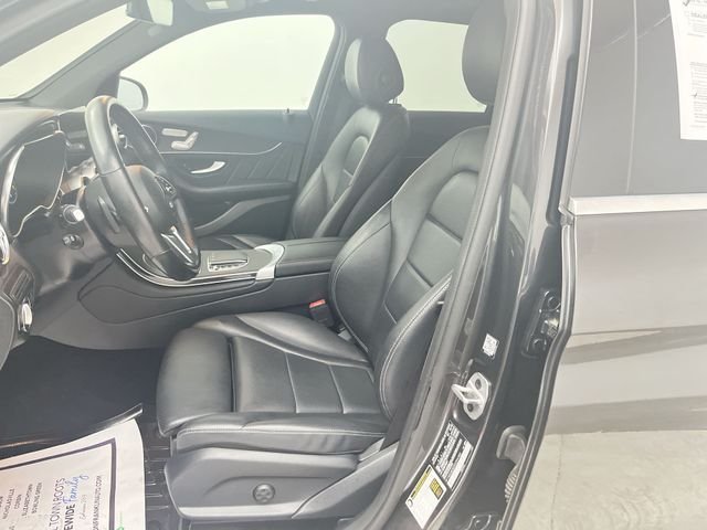 Used 2022 Black Mercedes-Benz GLC 300 image 15