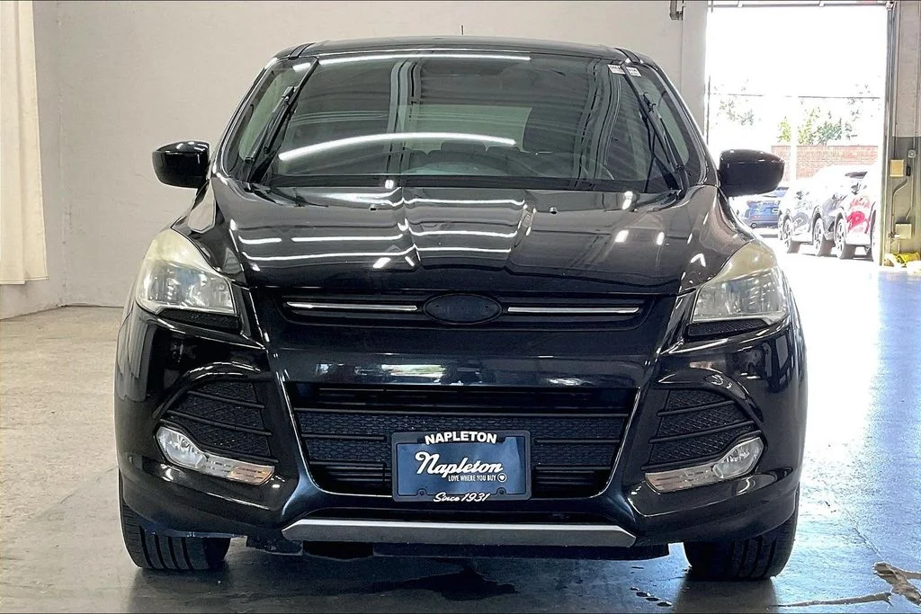 Used 2014 Black Ford SE image 2