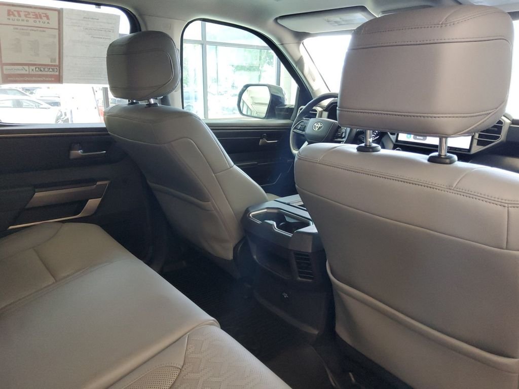 Used 2022 Green Toyota SR5 image 17