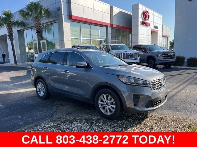Used 2020 Silver Kia LX image 1
