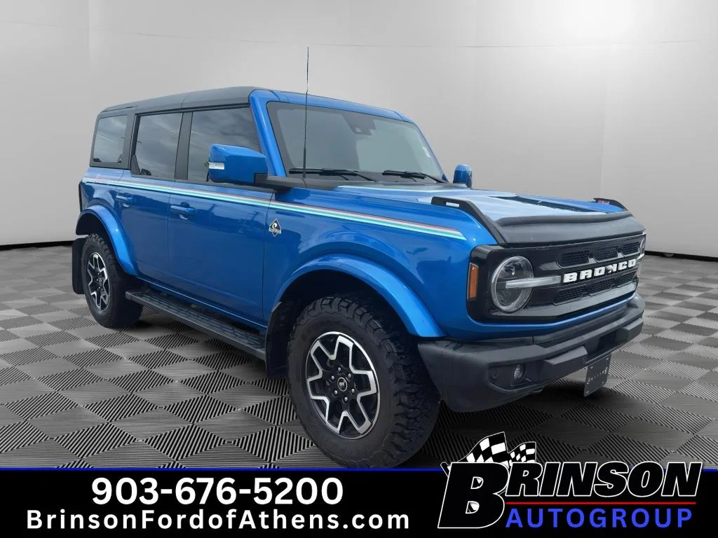 Used 2022 Velocity Blue Metallic Ford Outer Banks image 3