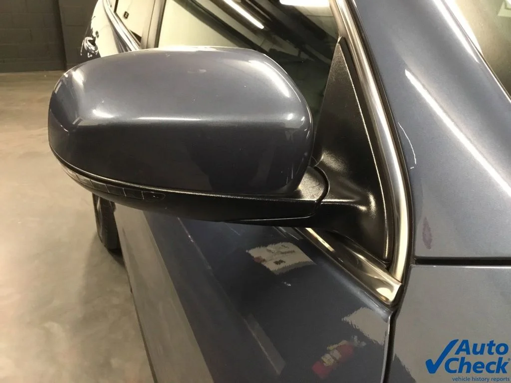 Used 2019 Blue Jeep Limited image 15