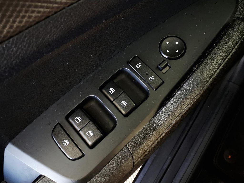 Used 2023 Black Kia LX image 25