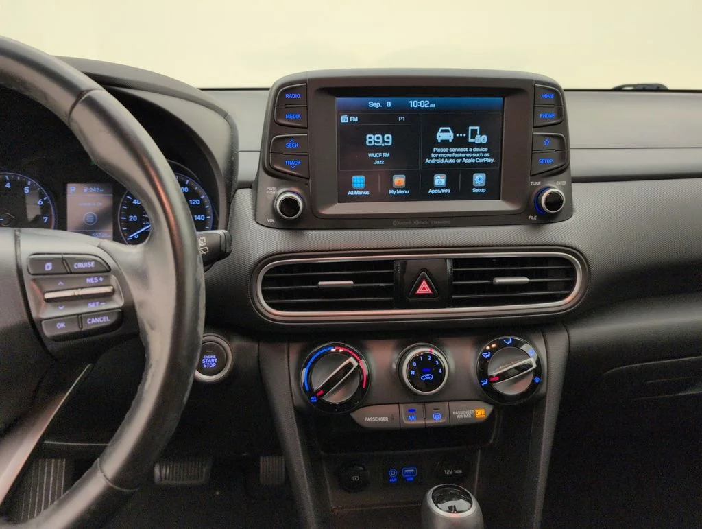 Used 2021 Gray Hyundai SEL image 17