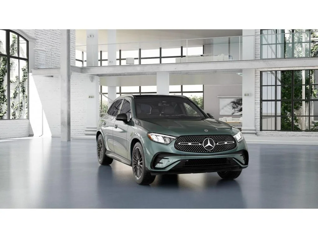 New 2027 Silver Mercedes-Benz GLC 300 image 9